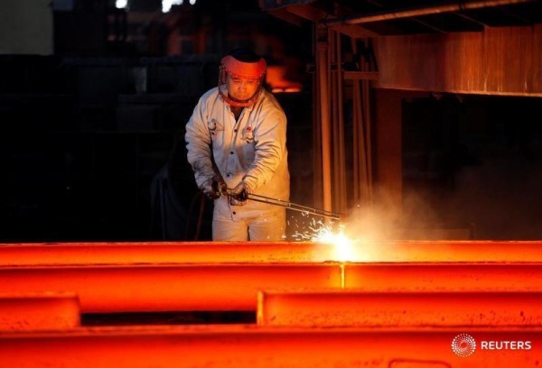 Giá thép xây dựng hôm nay (25/8) đi lên nhờ tồn kho thép Trung Quốc giảm