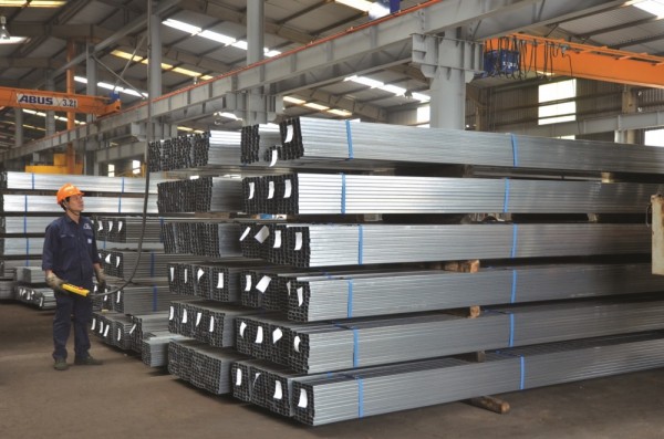 Tiêu thụ 1,1 triệu tấn thép xây dựng, Hòa Phát báo lãi hơn 4.400 tỷ đồng trong 6 tháng