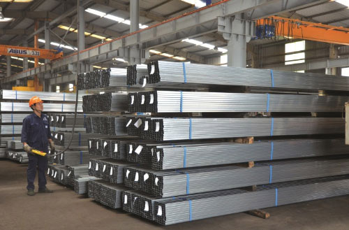 Giá thép xây dựng hôm nay (7/9) và giá nguyên liệu sản xuất thép đồng loạt tăng mạnh