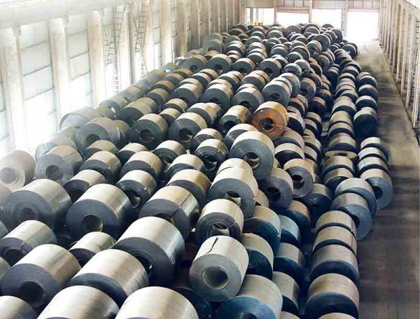 GIÁ THÉP RÚT LUI KHỎI MỨC CAO NHẤT TRONG 8 PHIÊN