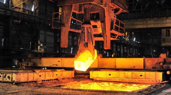 GIÁ THÉP XÂY DỰNG HÔM NAY 13/12: QUAY ĐẦU GIẢM TRÊN SÀN GIAO DỊCH