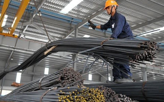 GIÁ THÉP HÔM NAY 2/2: GIÁ THÉP TRONG NƯỚC TĂNG NHƯNG LẠI ĐÁNG LO NGẠI?