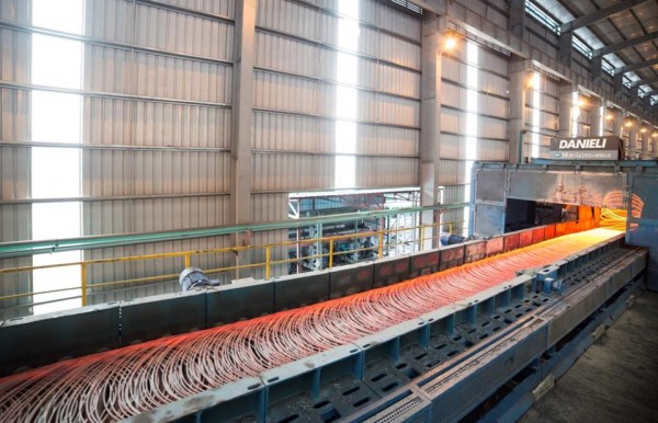 GIÁ THÉP XÂY DỰNG NGÀY 8/2: THỊ TRƯỜNG NỘI ĐỊA TĂNG GIÁ LẦN THỨ 3