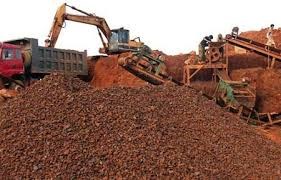 GIÁ QUẶNG SẮT VÀ THÉP NGÀY 15/2/2023 GIẢM DO LO NGẠI VỀ NHU CẦU