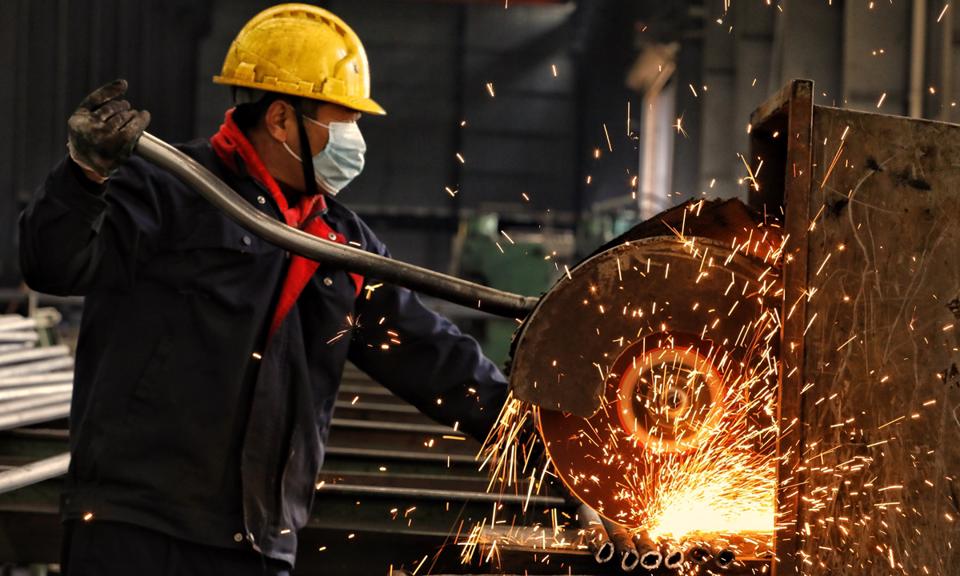 GIÁ THÉP HÔM NAY 21/2: TOÀN BỘ SÀN GIAO DỊCH TĂNG GIÁ